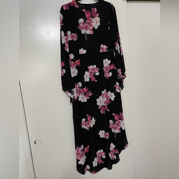 Venus Hi Low Dress - Picture 3 of 7